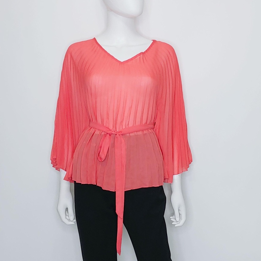 STUDIO JPR Coral Accordion Blouse